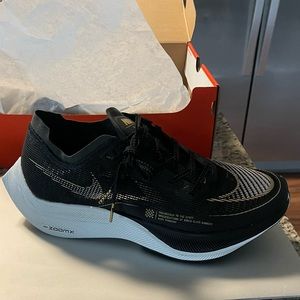 BRAND NEW - Nike Men’s ZoomX Vaporfly - 8.5 size